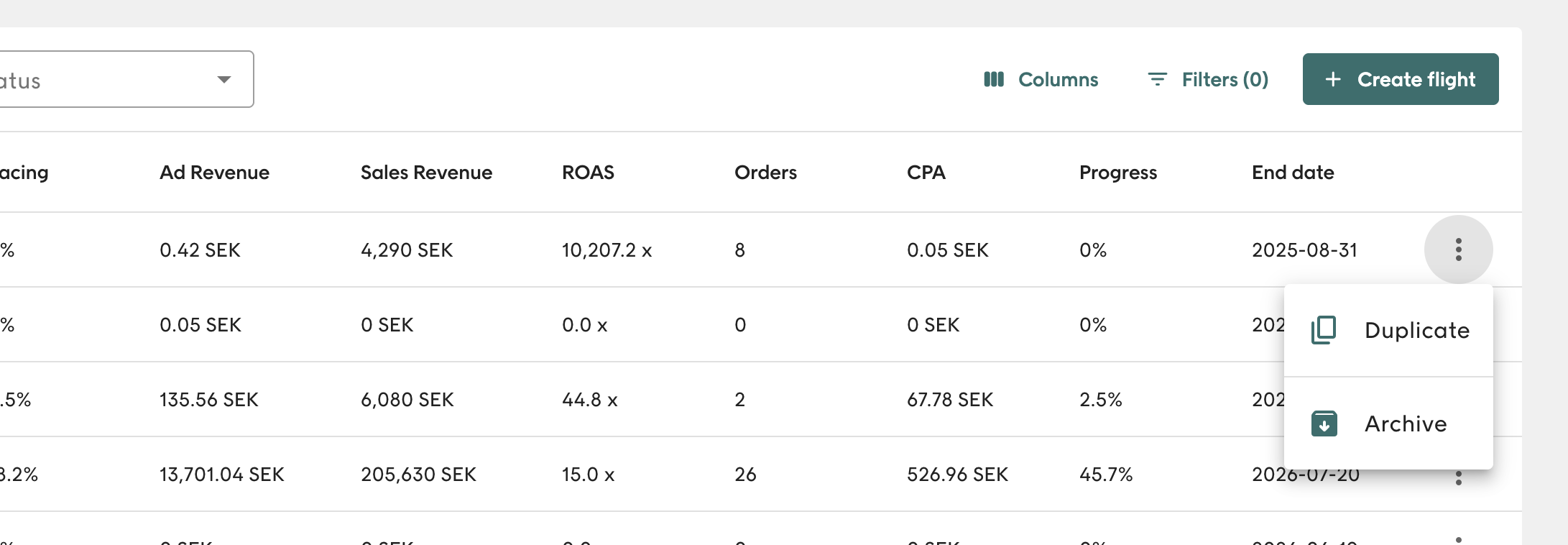 Screenshot showing the options to duplicate or archive a flight